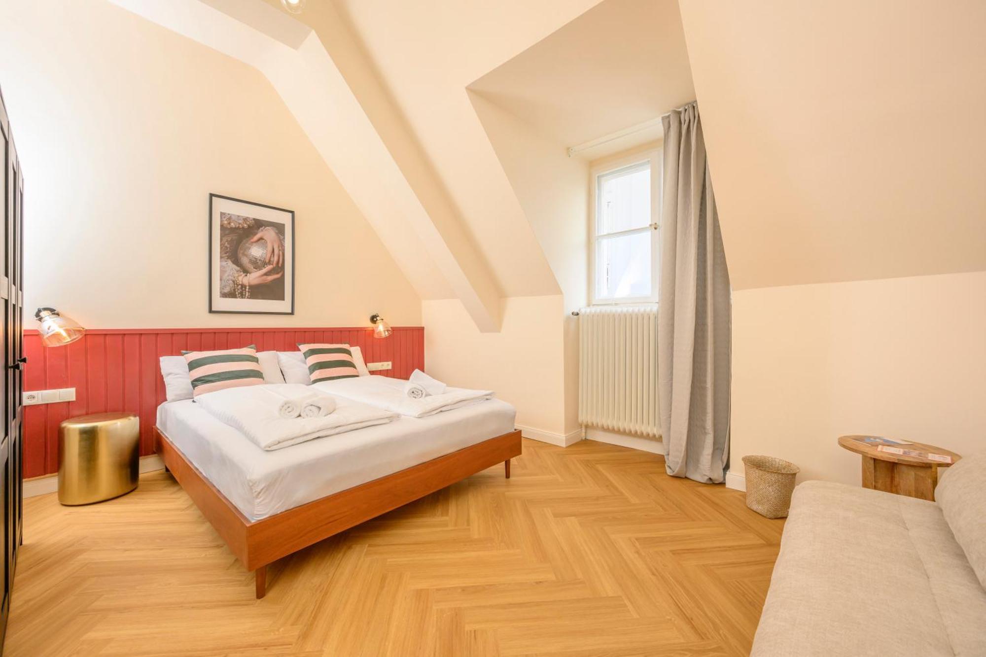 Palais Palffy Suits * Wien